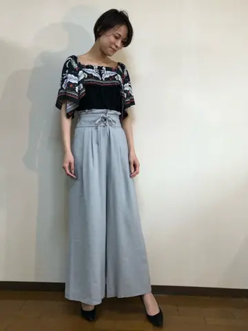 ORIGINATED IN GRACE CONTINENTAL 亀田 未希 コーディネート画像