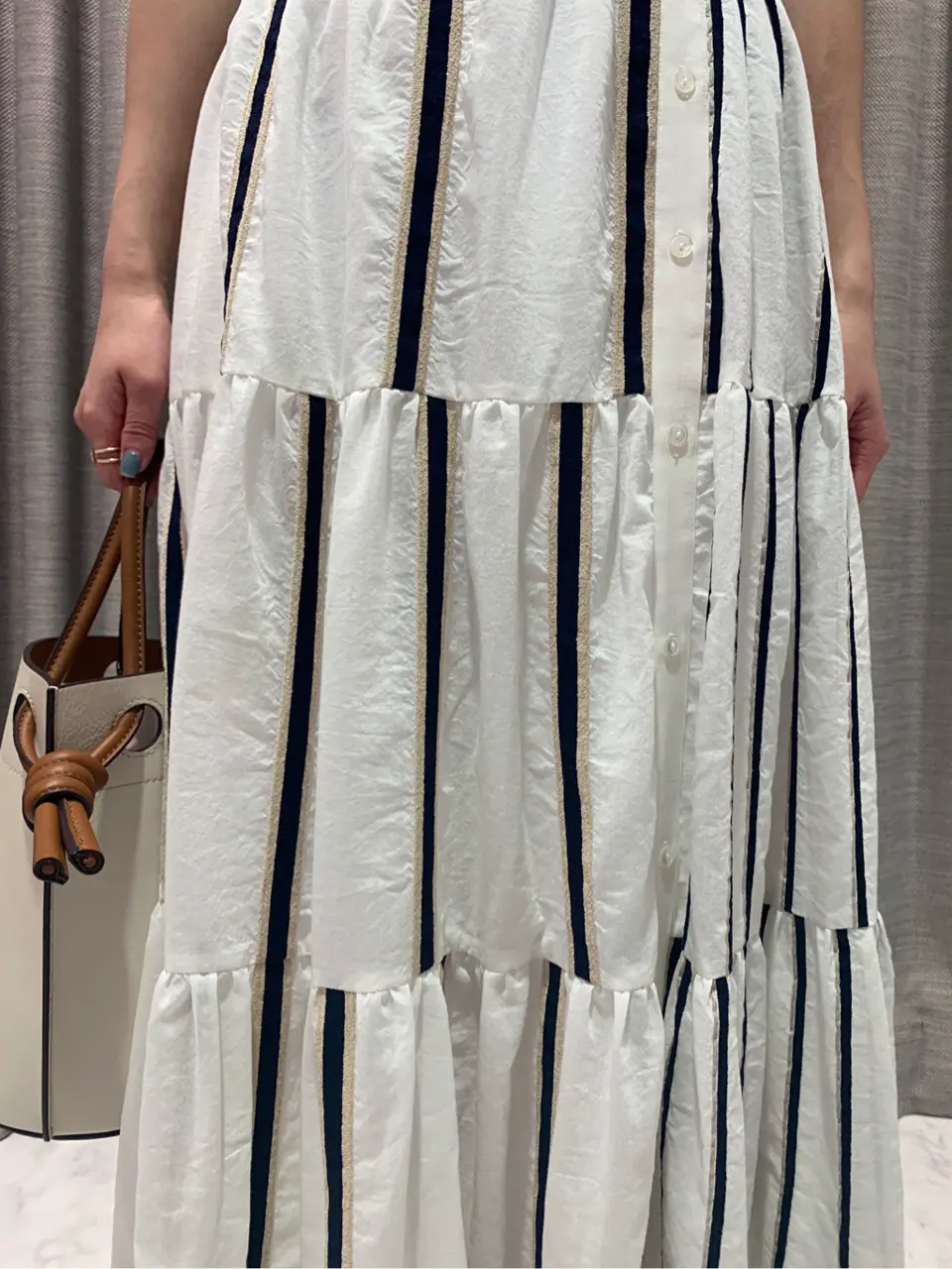 ORIGINATED IN GRACE CONTINENTAL saki コーディネート画像