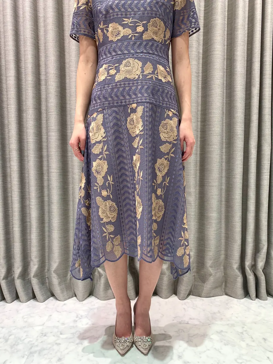 ORIGINATED IN GRACE CONTINENTAL saki コーディネート画像