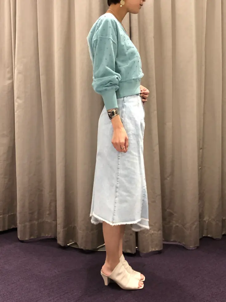 ORIGINATED IN GRACE CONTINENTAL 亀田 未希 コーディネート画像