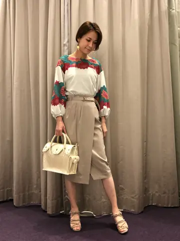 ORIGINATED IN GRACE CONTINENTAL 亀田 未希 コーディネート画像