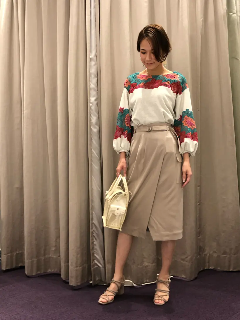 ORIGINATED IN GRACE CONTINENTAL 亀田 未希 コーディネート画像