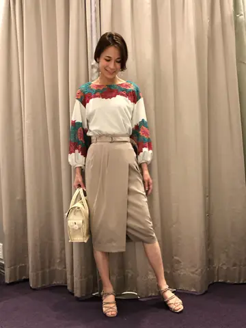 ORIGINATED IN GRACE CONTINENTAL 亀田 未希 コーディネート画像