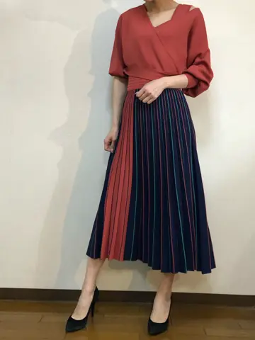 ORIGINATED IN GRACE CONTINENTAL 亀田 未希 コーディネート画像