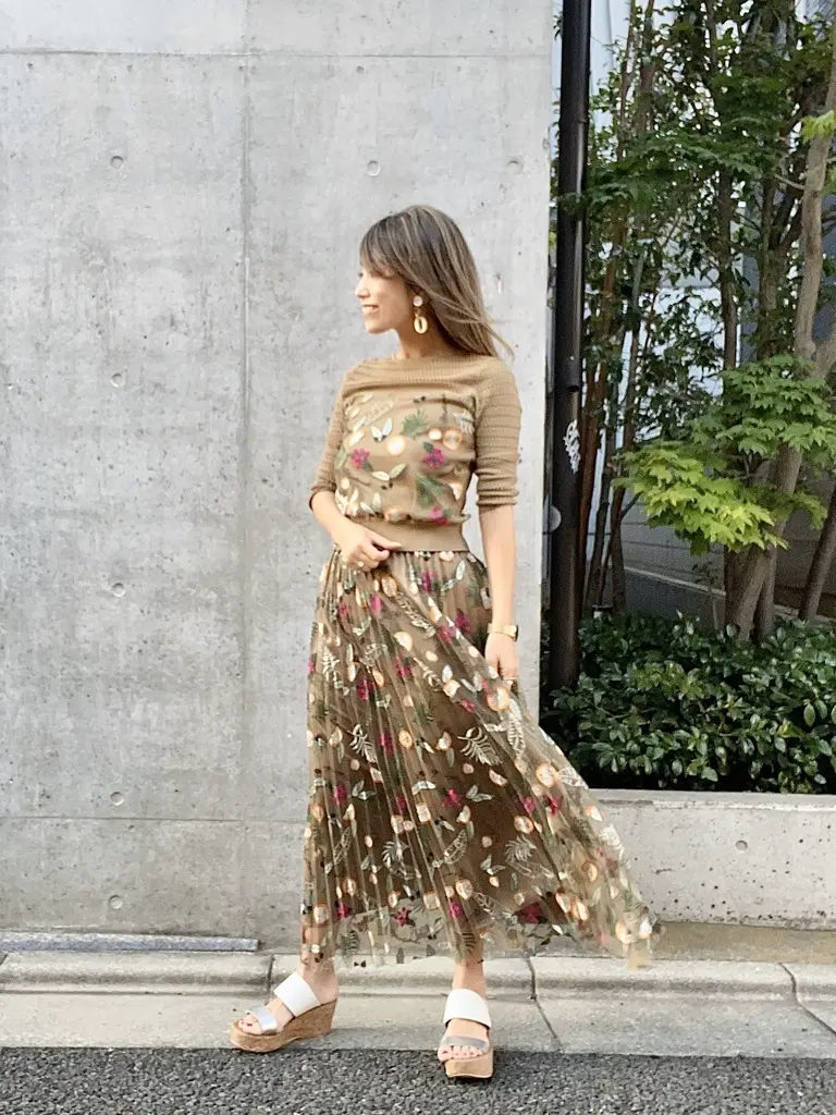 ORIGINATED IN GRACE CONTINENTAL yukimi yonee コーディネート画像