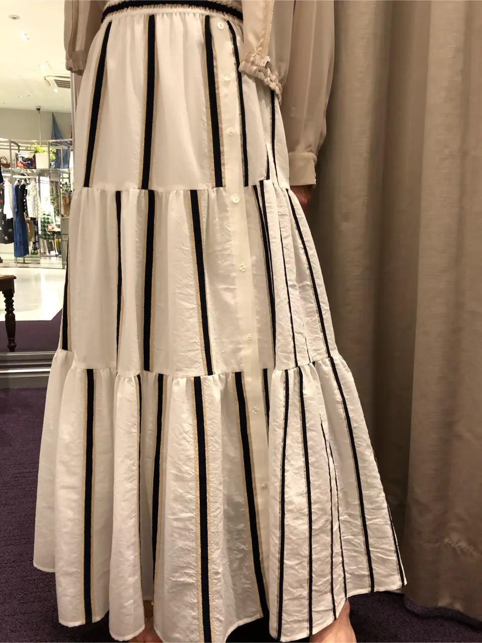 ORIGINATED IN GRACE CONTINENTAL 亀田 未希 コーディネート画像