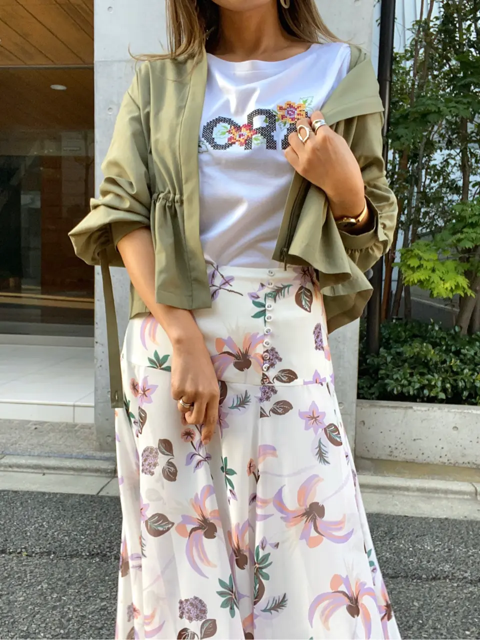 ORIGINATED IN GRACE CONTINENTAL yukimi yonee コーディネート画像