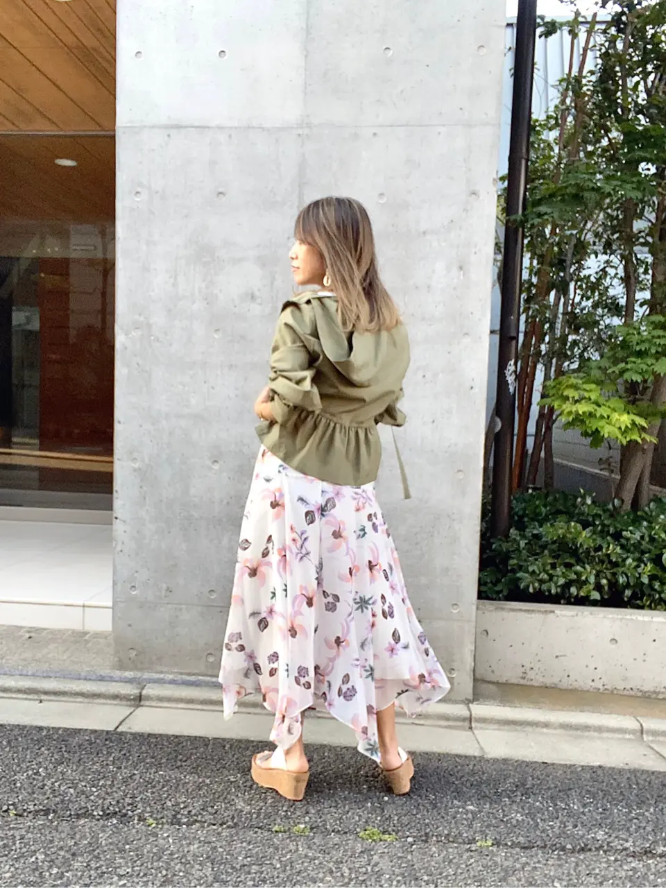 ORIGINATED IN GRACE CONTINENTAL yukimi yonee コーディネート画像