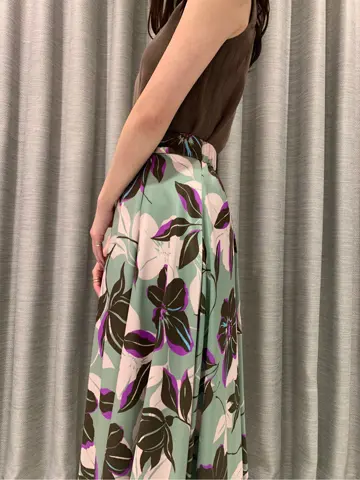 ORIGINATED IN GRACE CONTINENTAL saki コーディネート画像