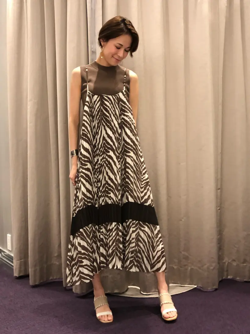 ORIGINATED IN GRACE CONTINENTAL 亀田 未希 コーディネート画像