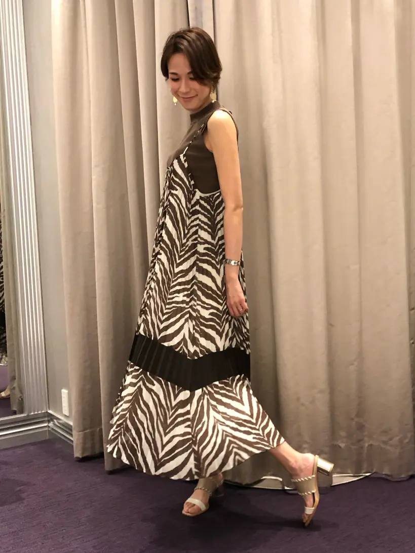 ORIGINATED IN GRACE CONTINENTAL 亀田 未希 コーディネート画像