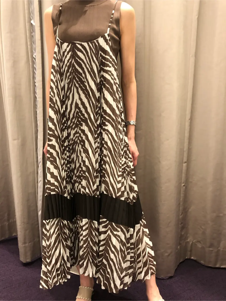 ORIGINATED IN GRACE CONTINENTAL 亀田 未希 コーディネート画像