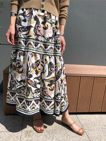 ORIGINATED IN GRACE CONTINENTAL 亀田 未希 コーディネート画像