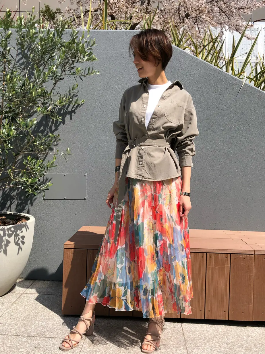 ORIGINATED IN GRACE CONTINENTAL 亀田 未希 コーディネート画像