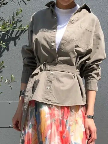 ORIGINATED IN GRACE CONTINENTAL 亀田 未希 コーディネート画像