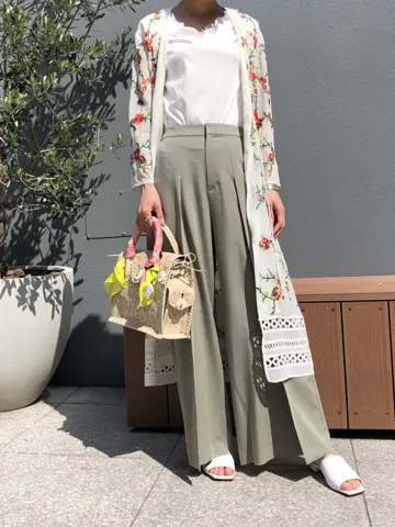 ORIGINATED IN GRACE CONTINENTAL 亀田 未希 コーディネート画像