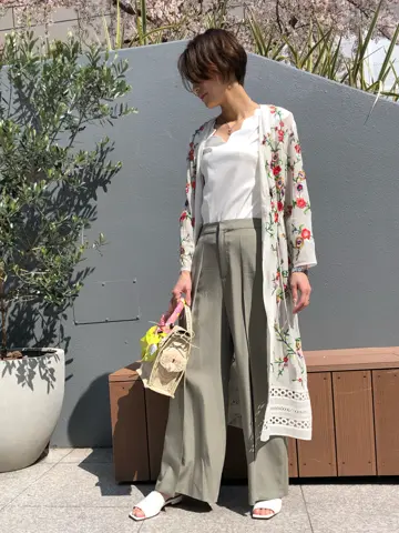 ORIGINATED IN GRACE CONTINENTAL 亀田 未希 コーディネート画像