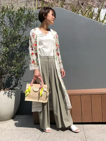 ORIGINATED IN GRACE CONTINENTAL 亀田 未希 コーディネート画像