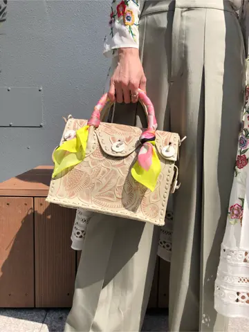 ORIGINATED IN GRACE CONTINENTAL 亀田 未希 コーディネート画像