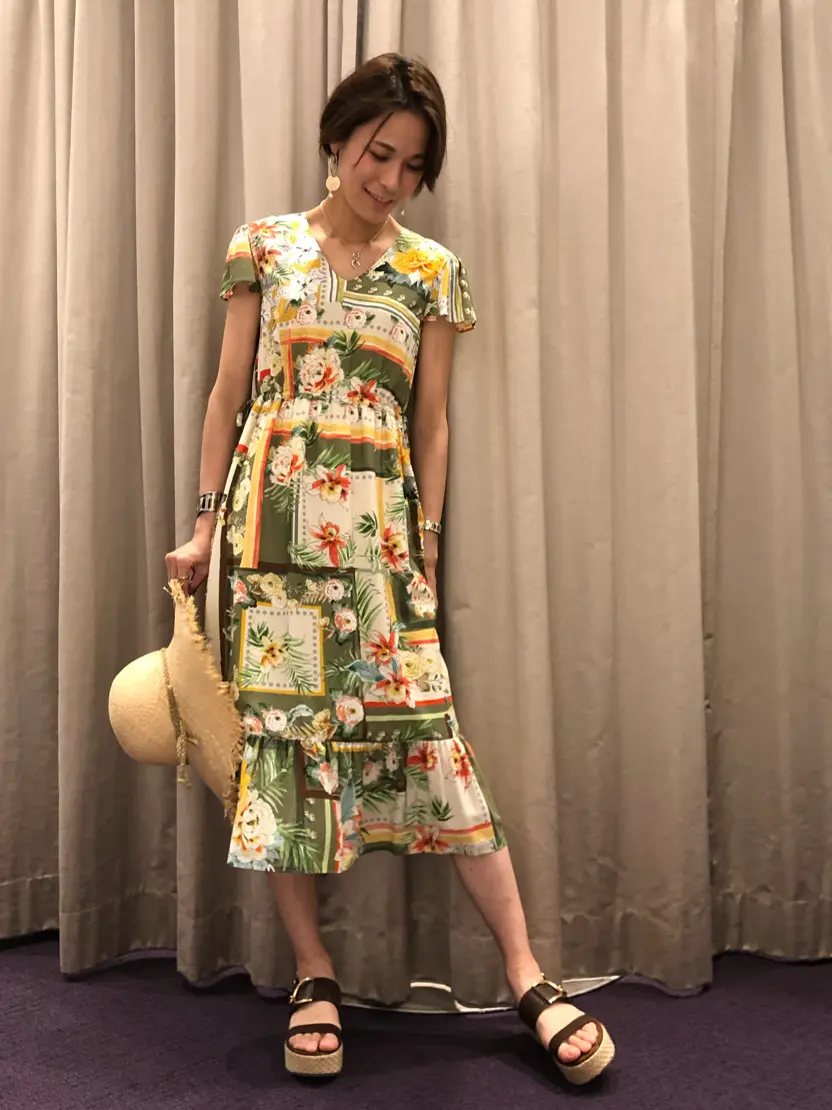 ORIGINATED IN GRACE CONTINENTAL 亀田 未希 コーディネート画像