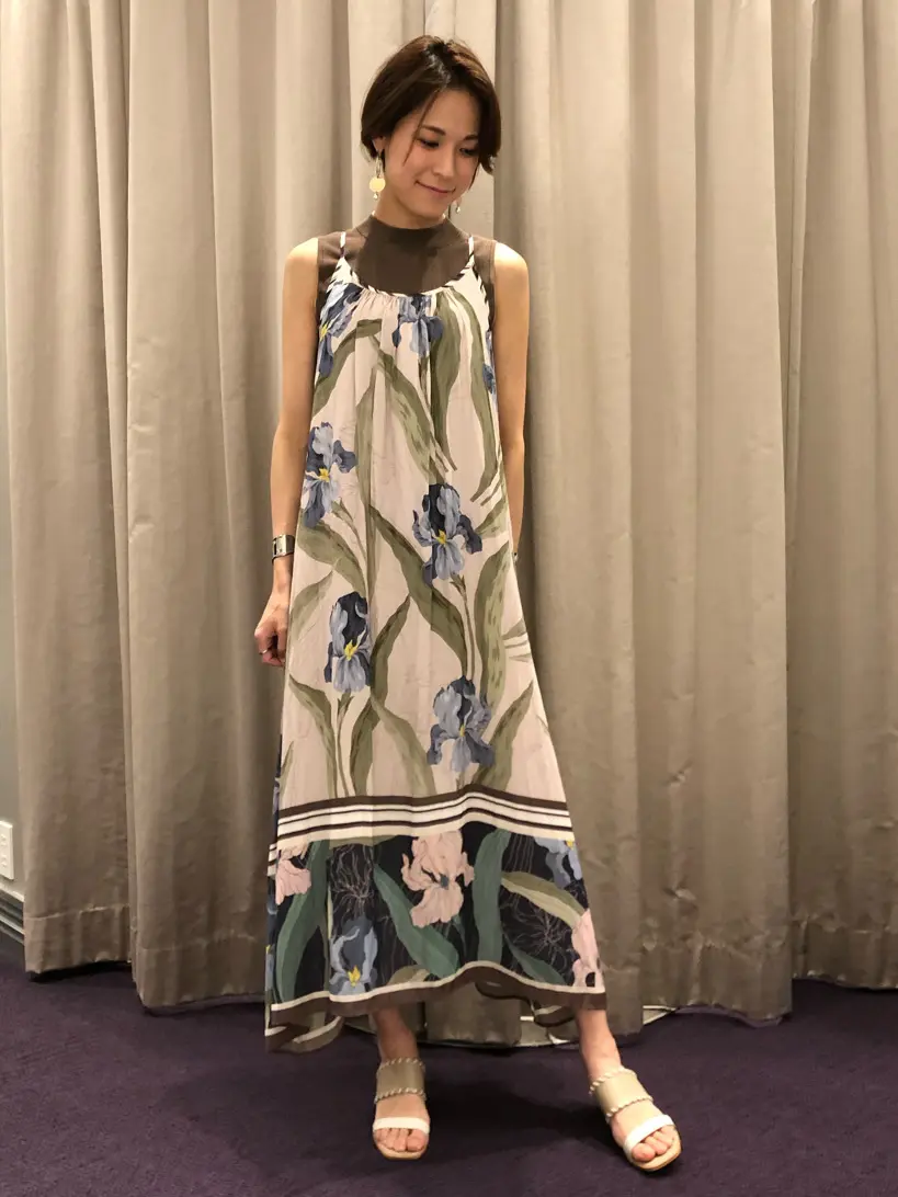 ORIGINATED IN GRACE CONTINENTAL 亀田 未希 コーディネート画像