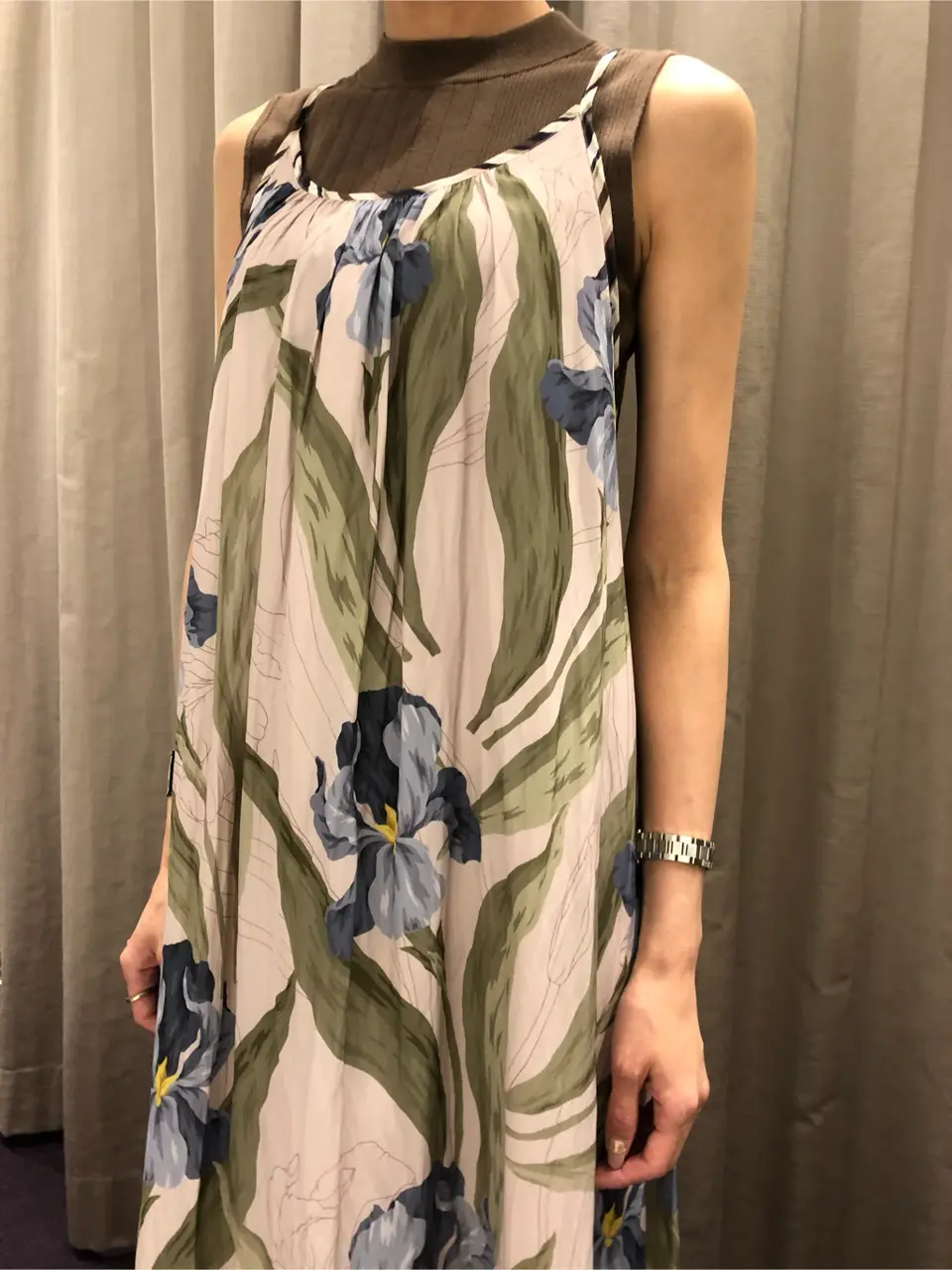 ORIGINATED IN GRACE CONTINENTAL 亀田 未希 コーディネート画像