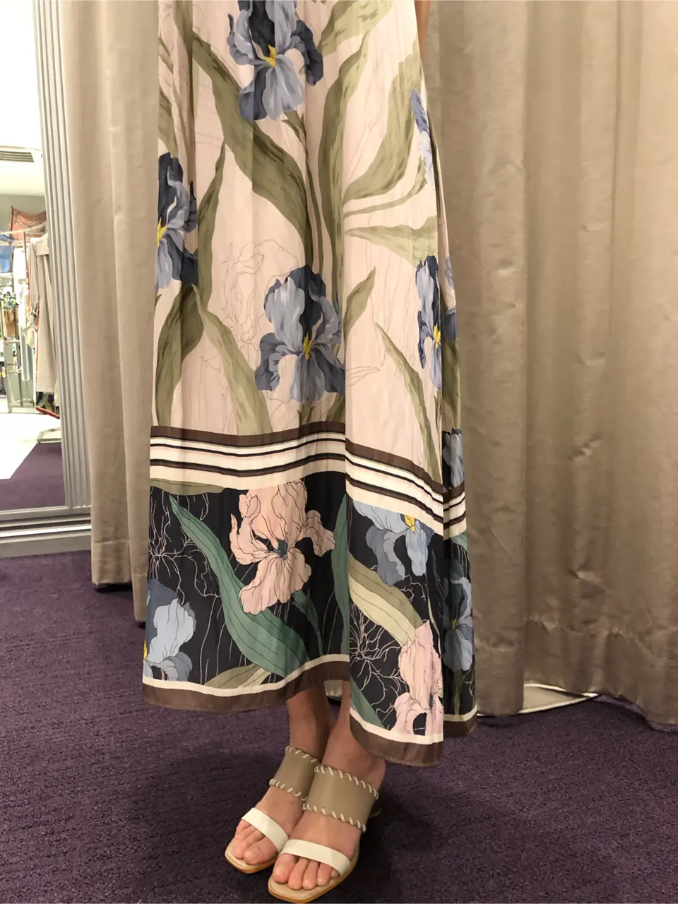 ORIGINATED IN GRACE CONTINENTAL 亀田 未希 コーディネート画像