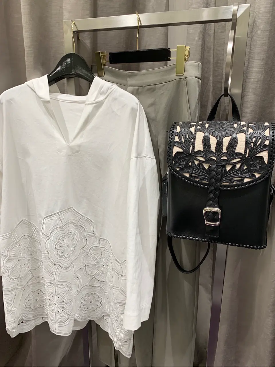 ORIGINATED IN GRACE CONTINENTAL tama コーディネート画像