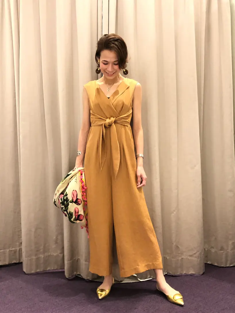 ORIGINATED IN GRACE CONTINENTAL 亀田 未希 コーディネート画像