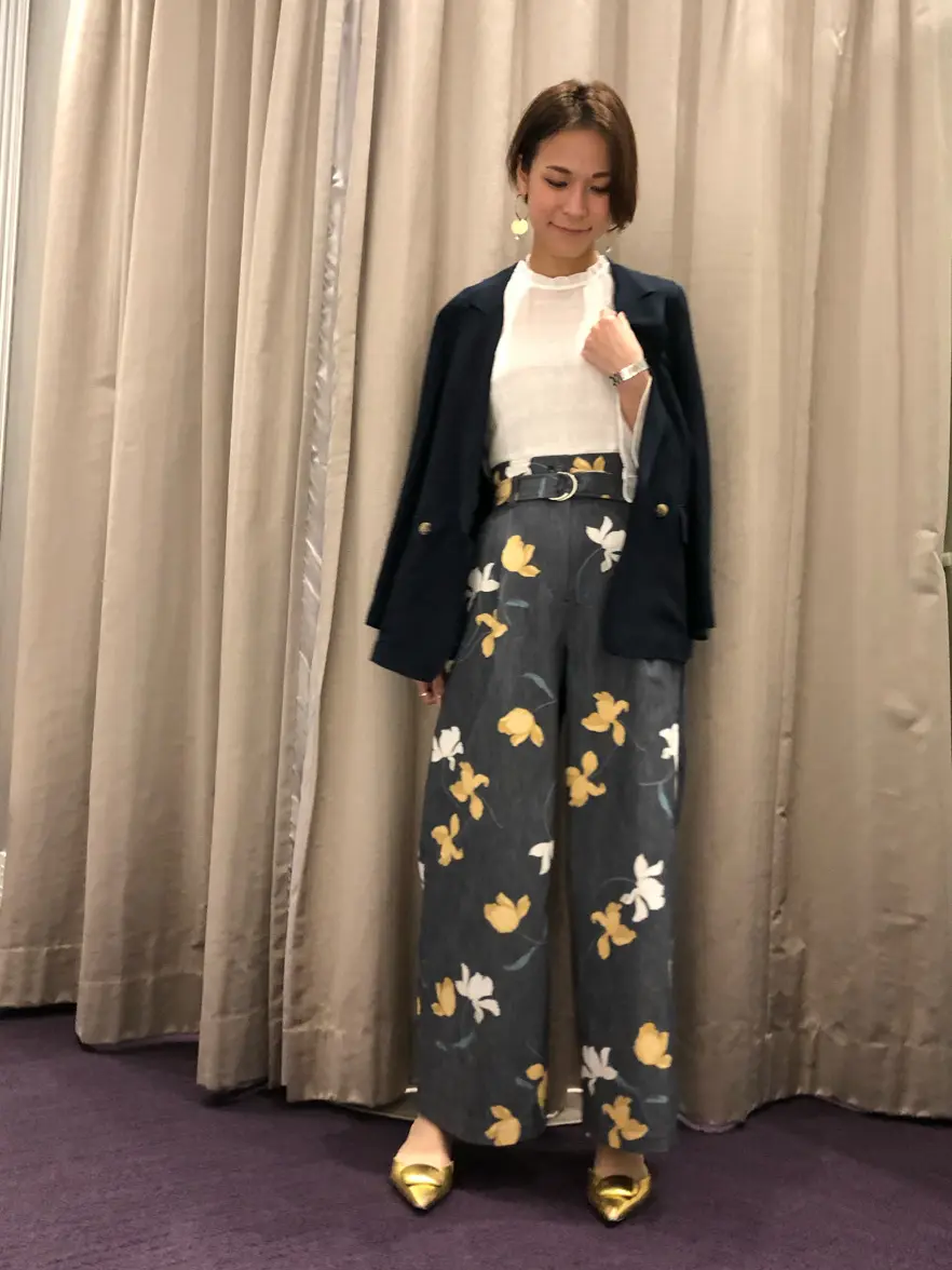 ORIGINATED IN GRACE CONTINENTAL 亀田 未希 コーディネート画像