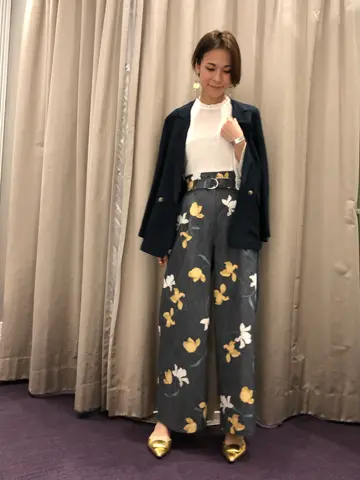 ORIGINATED IN GRACE CONTINENTAL 亀田 未希 コーディネート画像