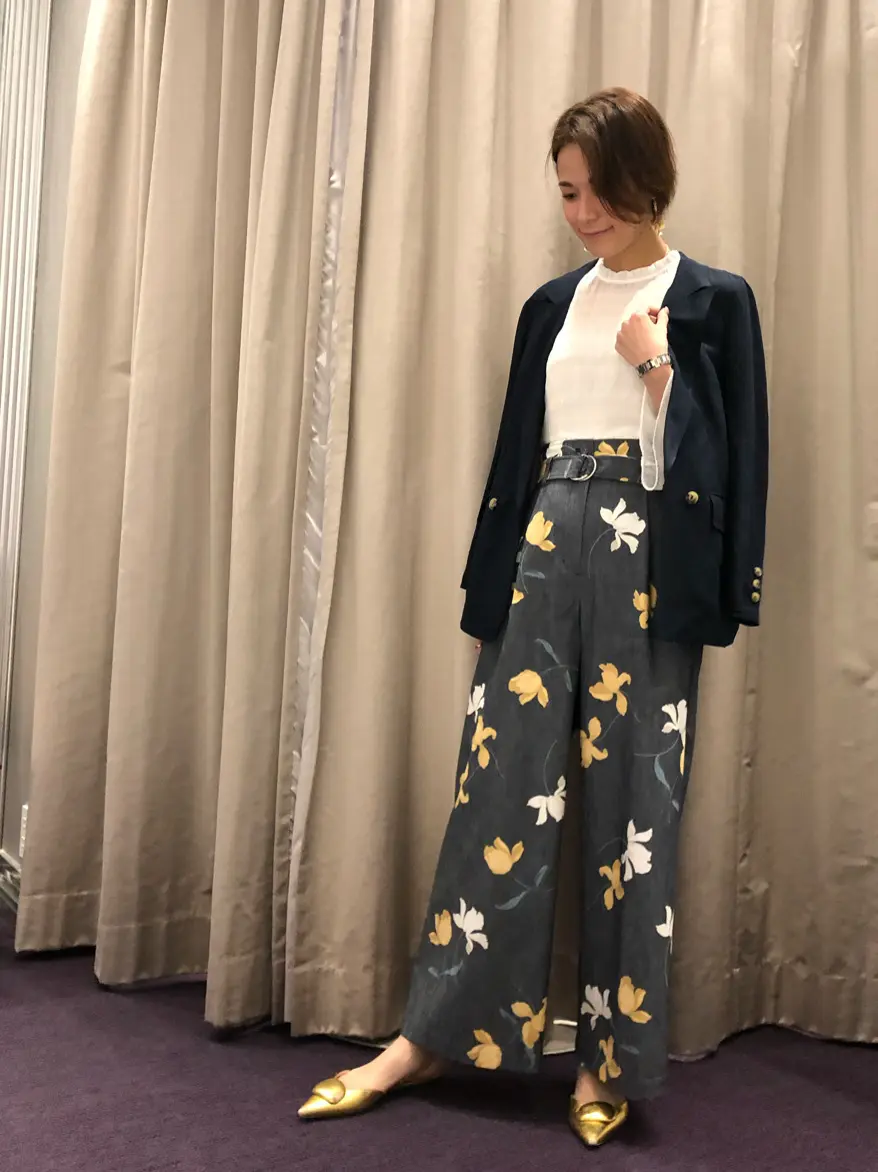 ORIGINATED IN GRACE CONTINENTAL 亀田 未希 コーディネート画像