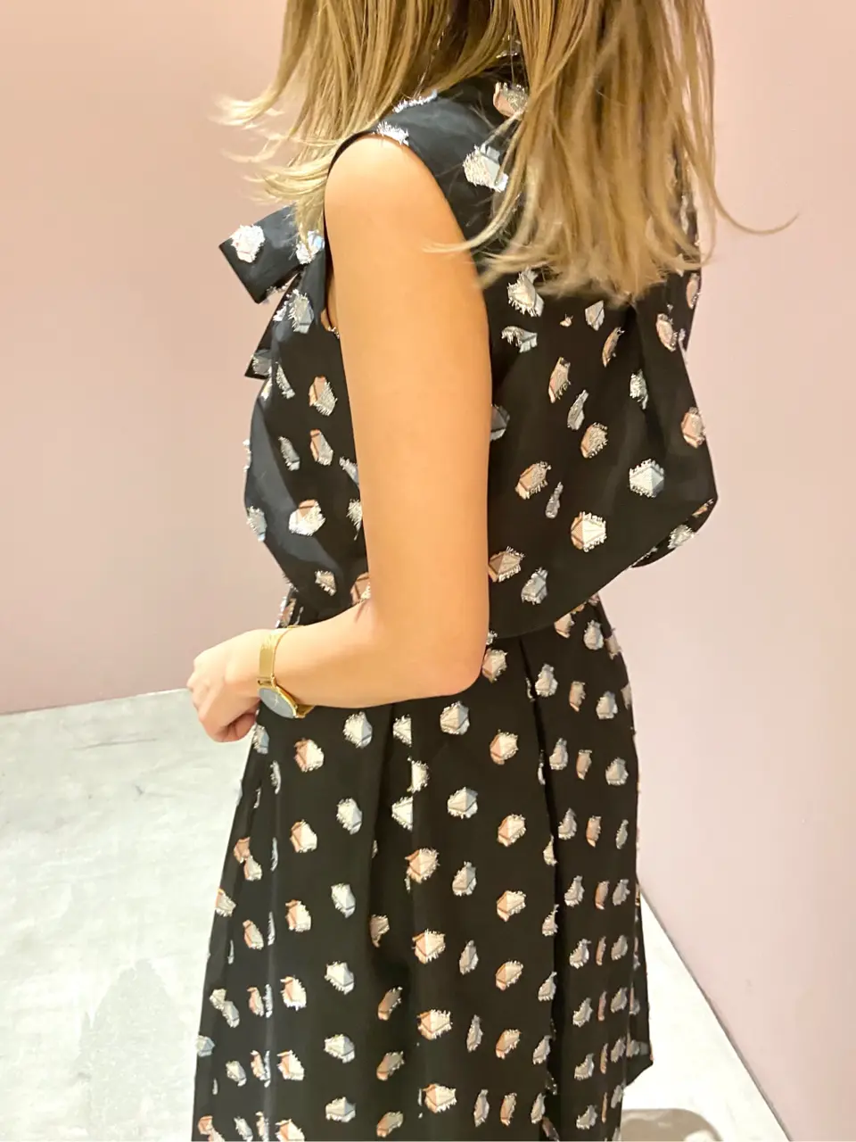 ORIGINATED IN GRACE CONTINENTAL yukimi yonee コーディネート画像