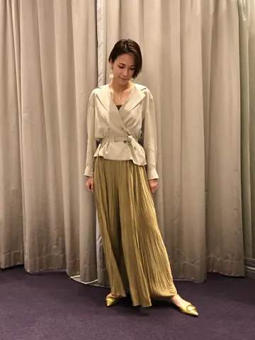 ORIGINATED IN GRACE CONTINENTAL 亀田 未希 コーディネート画像