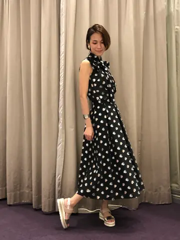 ORIGINATED IN GRACE CONTINENTAL 亀田 未希 コーディネート画像