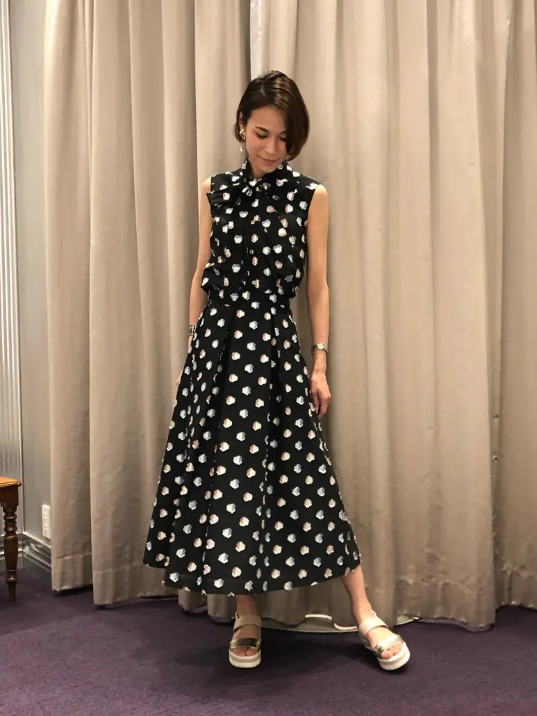 ORIGINATED IN GRACE CONTINENTAL 亀田 未希 コーディネート画像