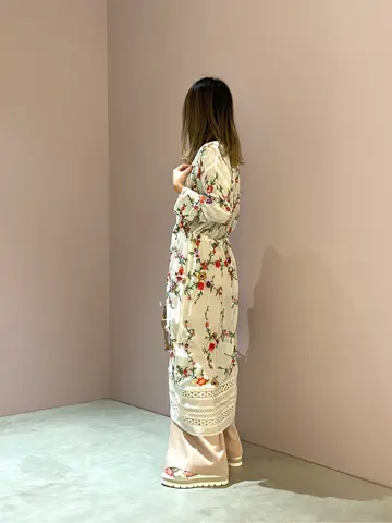 ORIGINATED IN GRACE CONTINENTAL yukimi yonee コーディネート画像