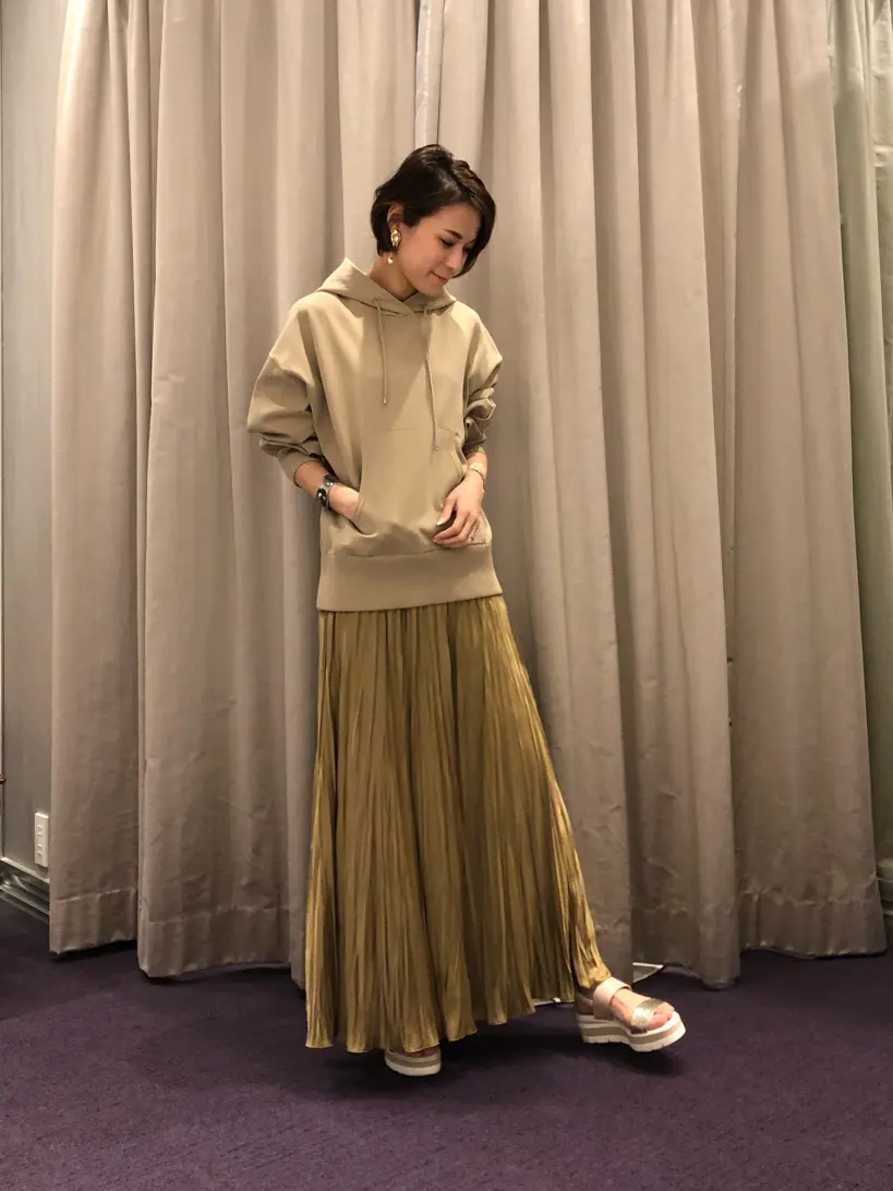 ORIGINATED IN GRACE CONTINENTAL 亀田 未希 コーディネート画像