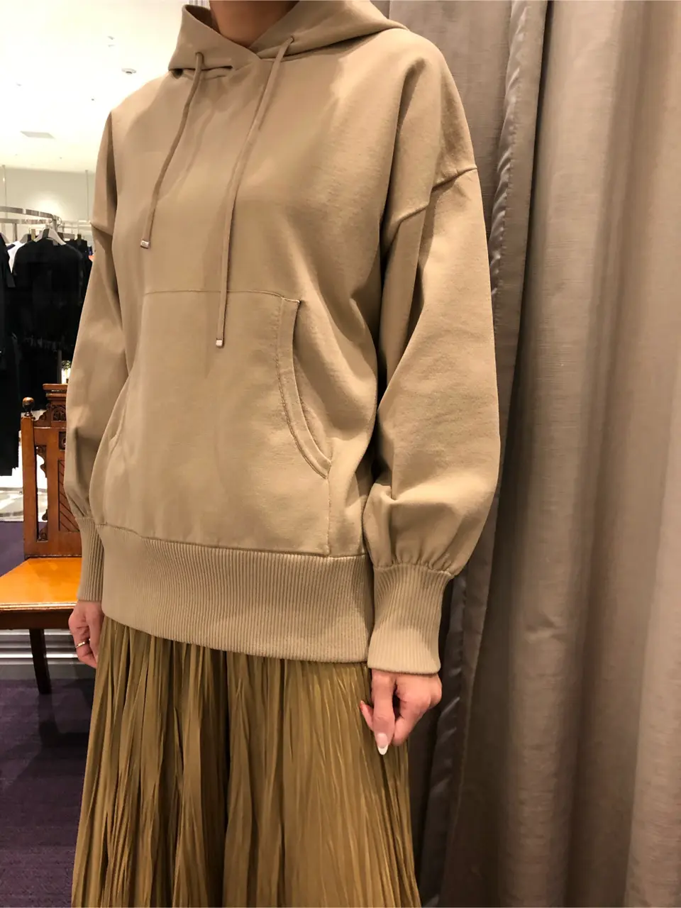 ORIGINATED IN GRACE CONTINENTAL 亀田 未希 コーディネート画像