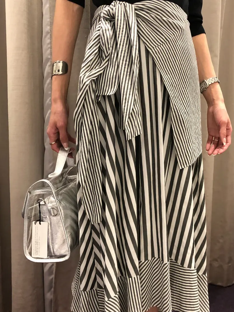 ORIGINATED IN GRACE CONTINENTAL 亀田 未希 コーディネート画像