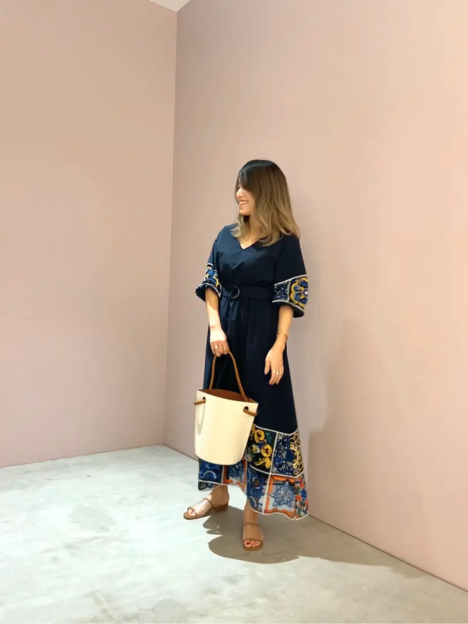 ORIGINATED IN GRACE CONTINENTAL yukimi yonee コーディネート画像