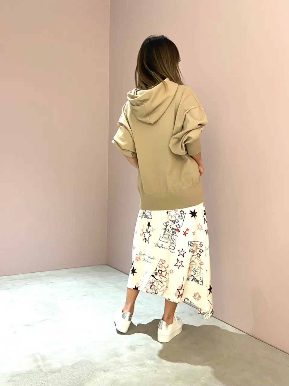 ORIGINATED IN GRACE CONTINENTAL yukimi yonee コーディネート画像