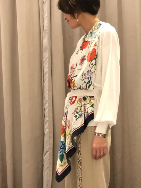 ORIGINATED IN GRACE CONTINENTAL 亀田 未希 コーディネート画像