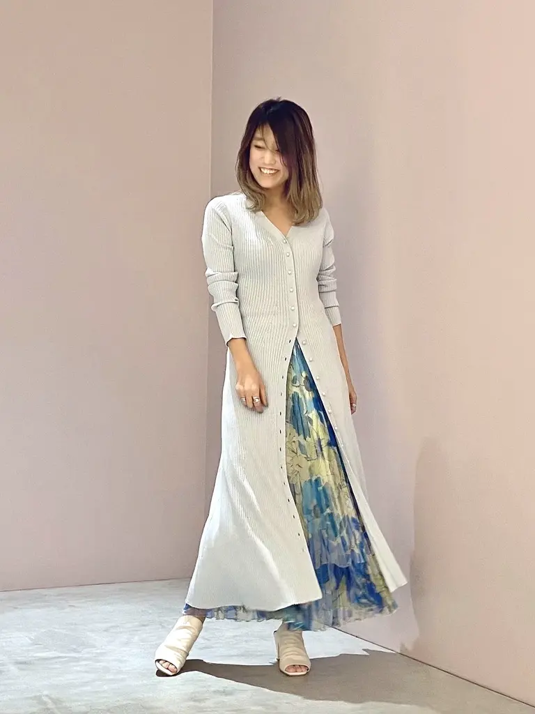 ORIGINATED IN GRACE CONTINENTAL yukimi yonee コーディネート画像