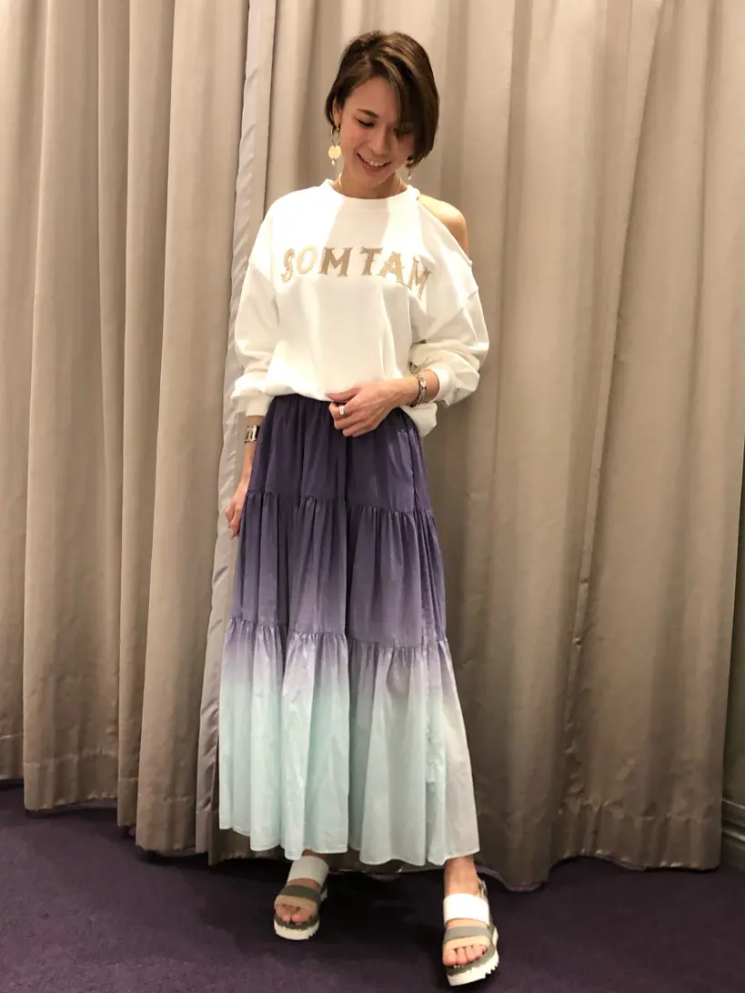 ORIGINATED IN GRACE CONTINENTAL 亀田 未希 コーディネート画像