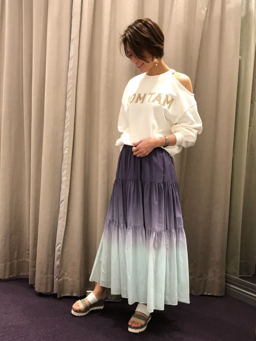 ORIGINATED IN GRACE CONTINENTAL 亀田 未希 コーディネート画像