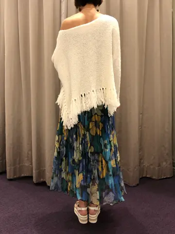 ORIGINATED IN GRACE CONTINENTAL 亀田 未希 コーディネート画像