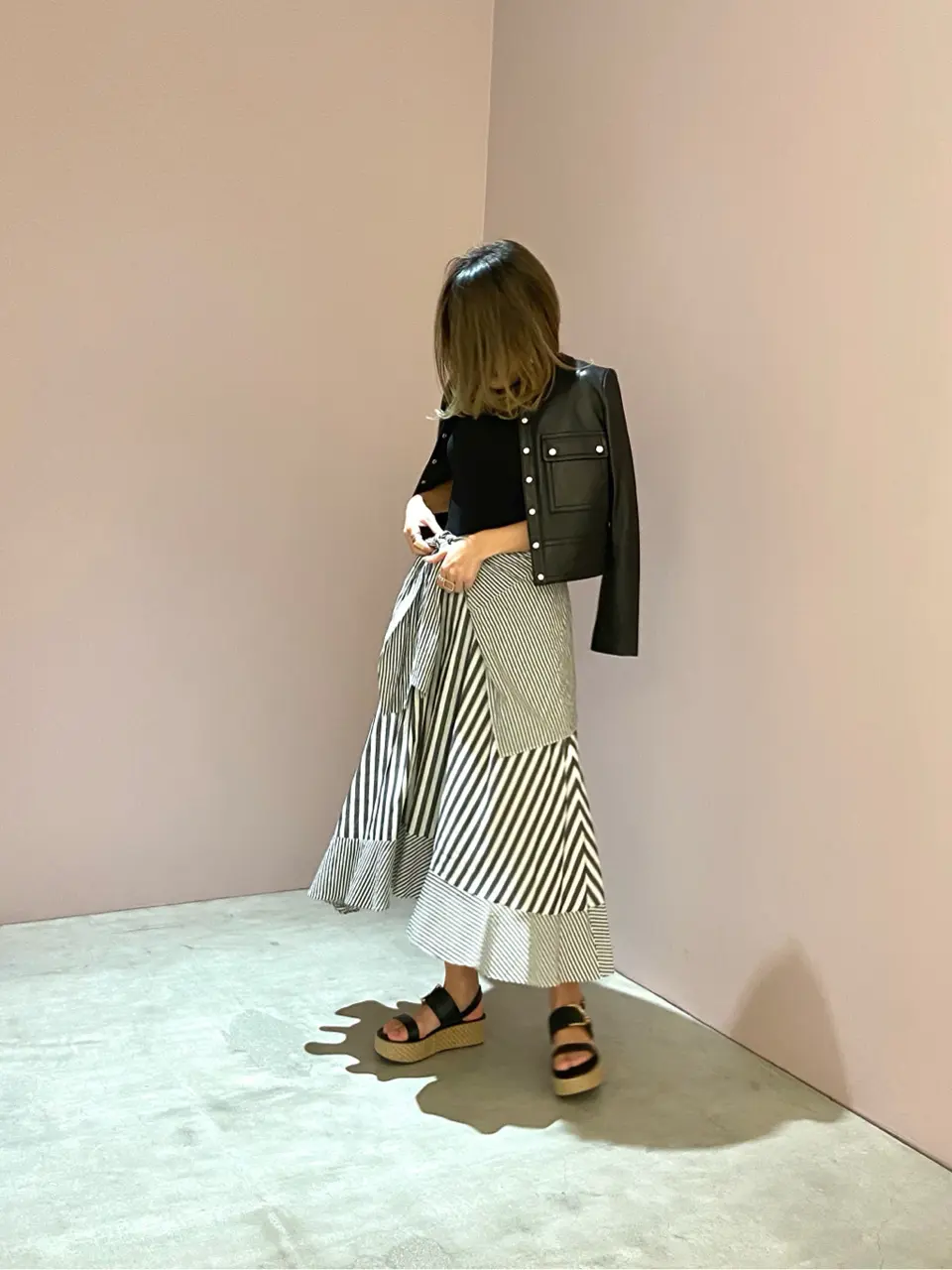 ORIGINATED IN GRACE CONTINENTAL yukimi yonee コーディネート画像