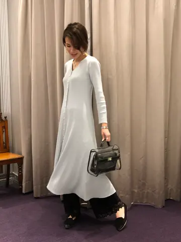 ORIGINATED IN GRACE CONTINENTAL 亀田 未希 コーディネート画像