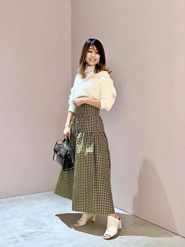 ORIGINATED IN GRACE CONTINENTAL yukimi yonee コーディネート画像